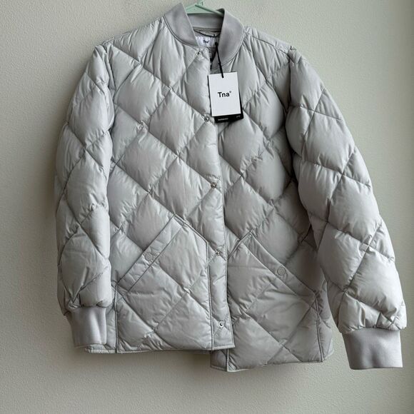 NWT Aritzia TNA Archive Quilted Premium Goose Down Gray Chrome Coat Size XS - Picture 2 of 12